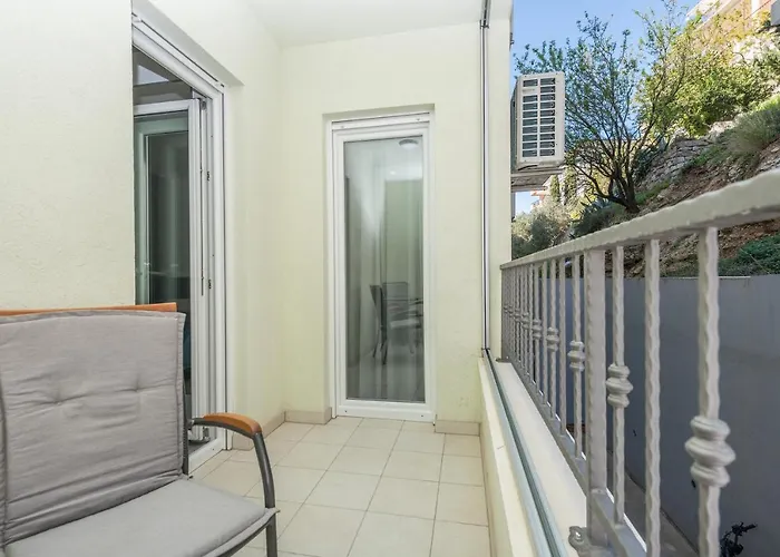 Masson Apartment *